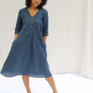 Emme Faye transitional linen maternity dress, pacific blue, size small